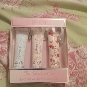 New The Sweetheart Set- Assorted Lip Oil Set